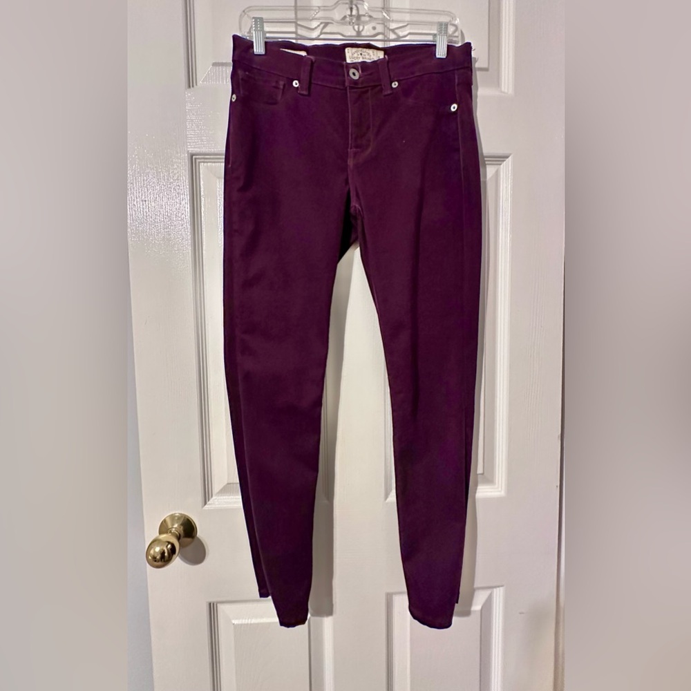 Lucky Brand: Brook Legging Jean